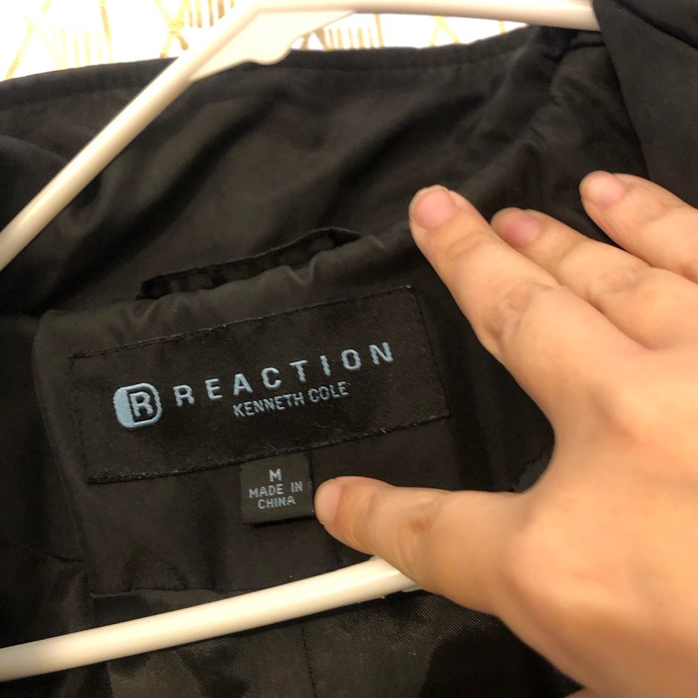 Kenneth Cole Reaction black trench coat - waterproof w/ genuine leather trim - Picture 5 of 9
